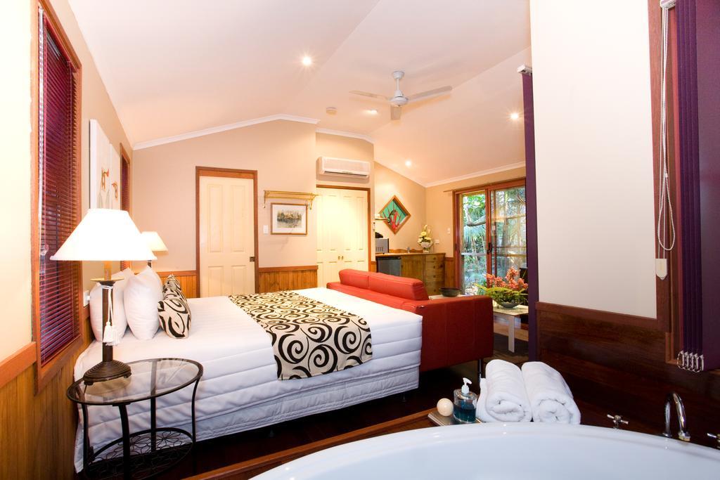 Amore On Buderim Rainforest Cabins Sunshine Coast ภายนอก รูปภาพ